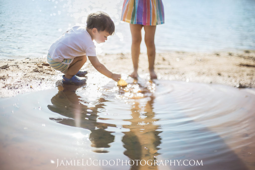 beach photography, children playing, charlotte creative photographer, freelensing, 365 project