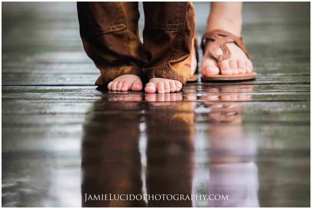 barefoot, puddle stomping, baby toes, reflection, detail photography