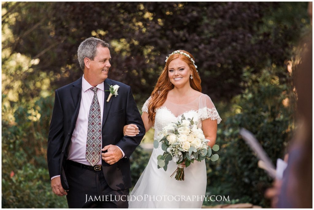 father of the bride, father gives bride away, wedding photography, emotional photography, beautiful photography