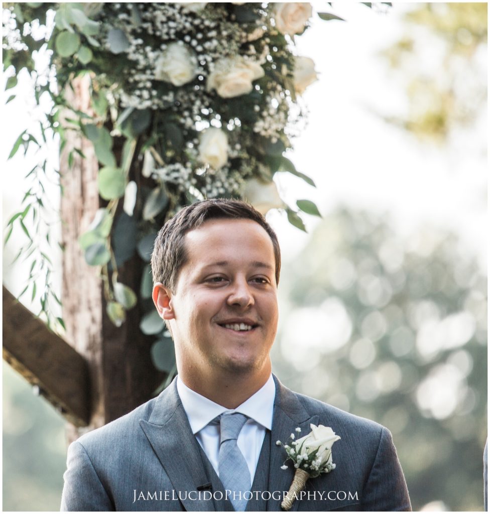 groom sees bride, groom at altar, coming down the aisle, wedding photography, authentic moments