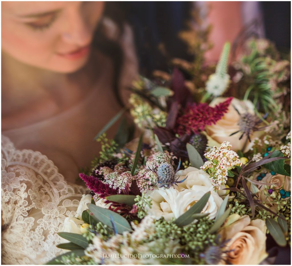 bride, bridal, wedding flowers