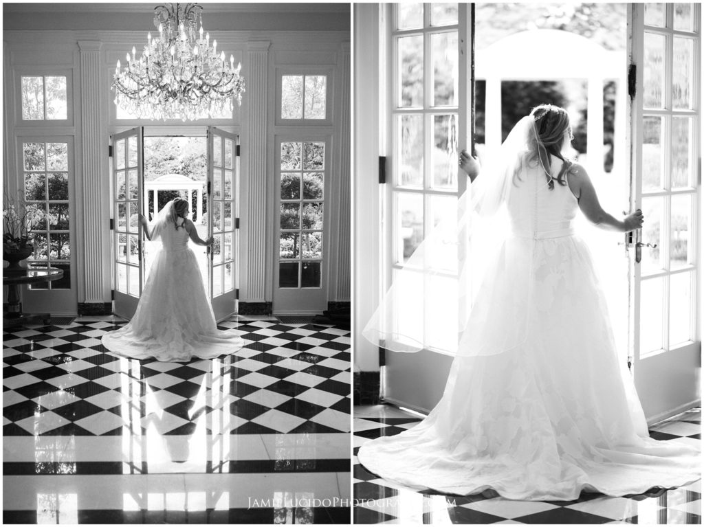 bridal portrait, black and white, duke mansion, charlotte nc, wedding photographer, wedding photography, bridal photographer