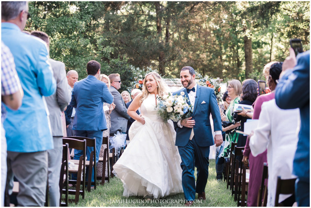 wedding recessional, just married, wedding photography, charlotte wedding photographer, jamie lucido photography