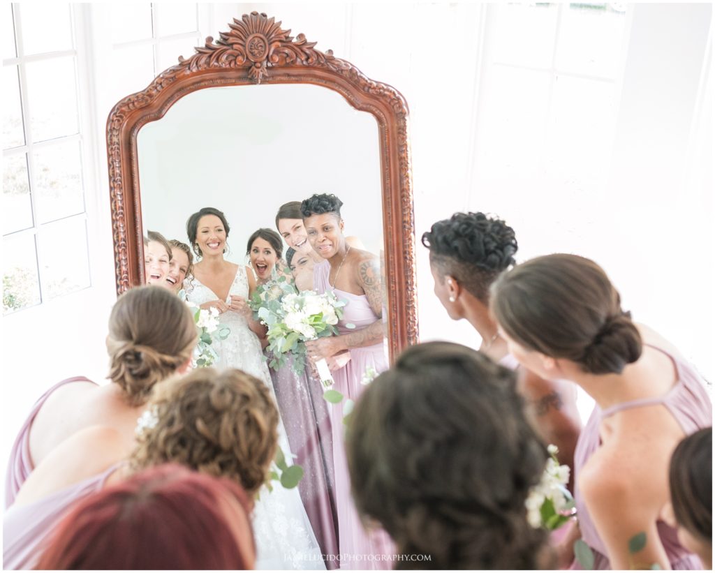 bridesmaids, bride in mirror, bridal reflection