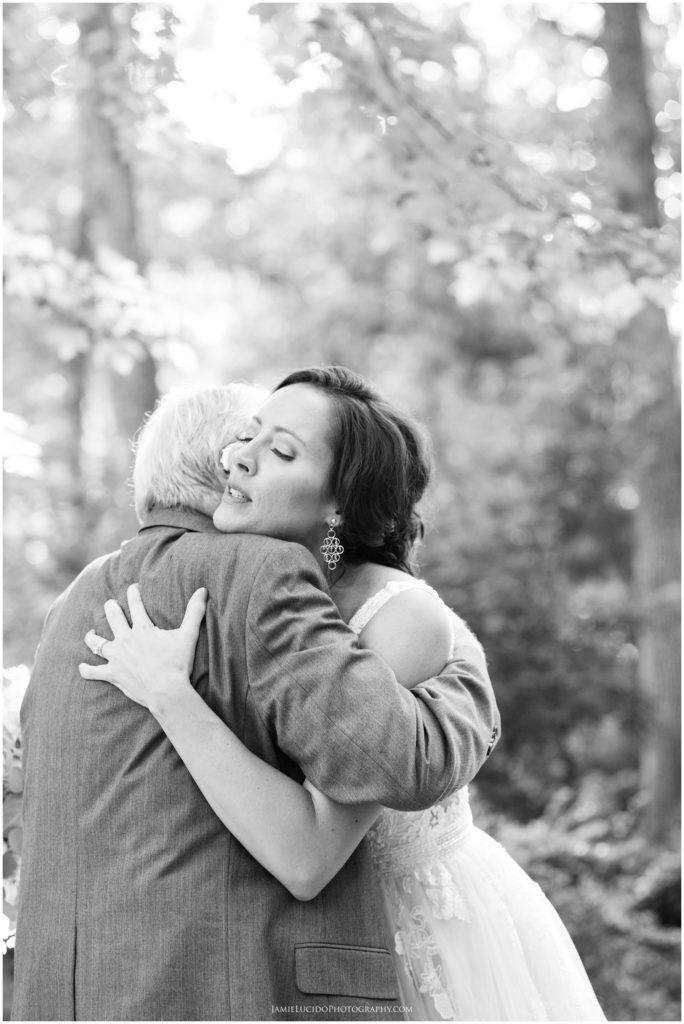 bride and grandfather, real wedding, real hugs, documentary photography