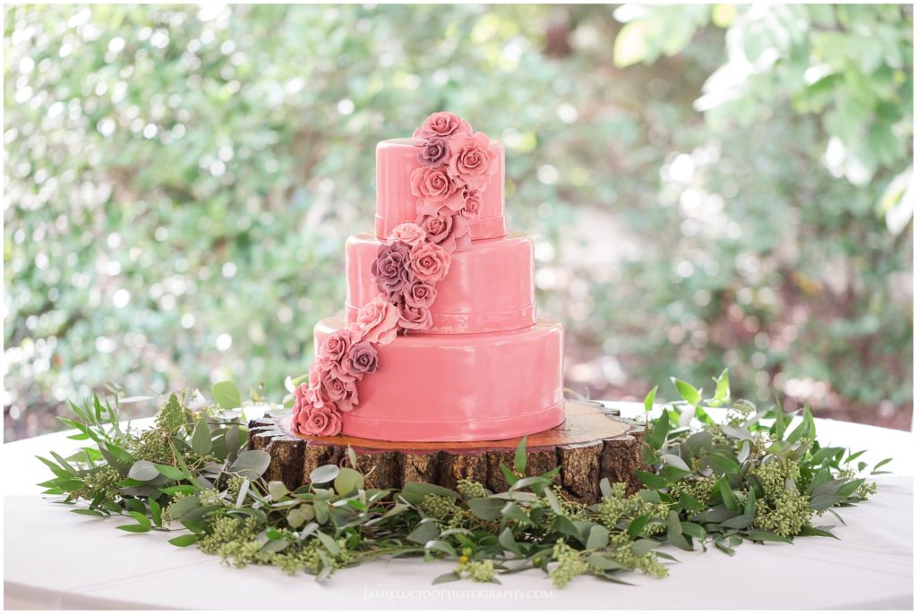 pink cake, pink wedding, pink wedding cake, creative wedding cake, wedding details