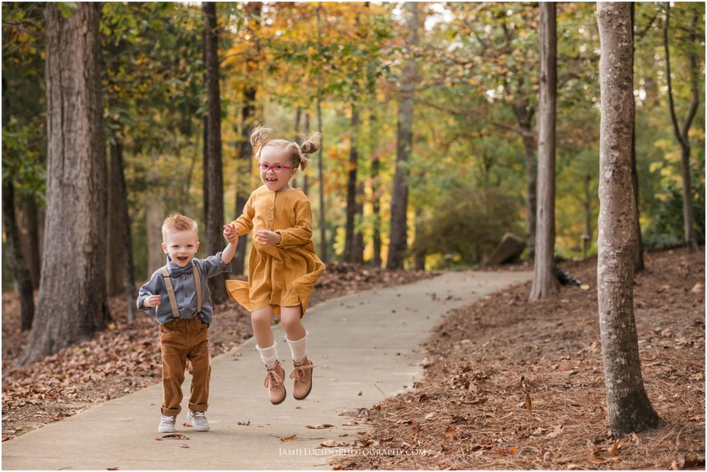 brother and sister, fall photo, fall family session