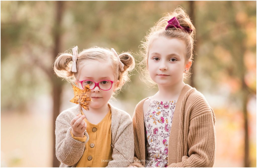 sisters, childrens portrait, fall photographer